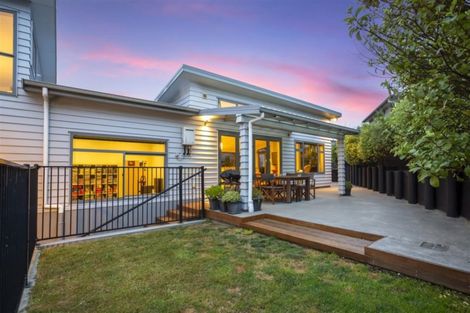 Photo of property in 40 Mo Street, Camborne, Porirua, 5026