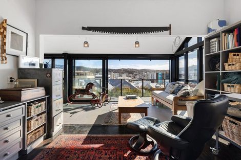 Photo of property in 68 Brougham Street, Mount Victoria, Wellington, 6011