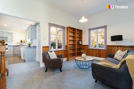 Photo of property in 6 Marion Street, Macandrew Bay, Dunedin, 9014