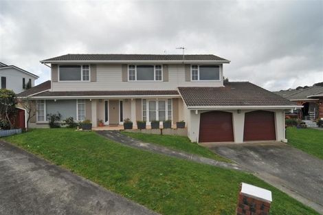 Photo of property in 15 Westview Grove, Miramar, Wellington, 6022