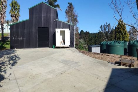 Photo of property in 59 Chamberlain Road, Bombay, 2675