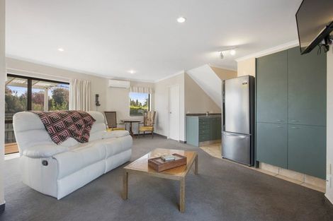 Photo of property in 63 Kayelene Place, Omokoroa, 3114