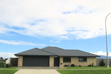 Photo of property in 67 Awatea Avenue, Paraparaumu, 5032