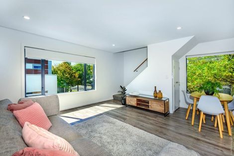 Photo of property in 2/49 Bishop Street, St Albans, Christchurch, 8014