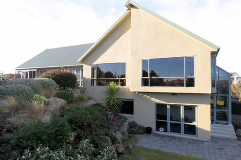 Photo of property in 12 Grove Avenue, Weston, Oamaru, 9401