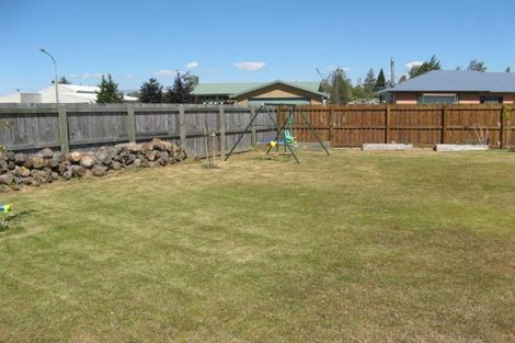 Photo of property in 6 Irishman Drive, Twizel, 7901