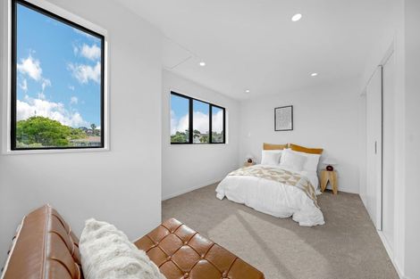 Photo of property in 5/220 Pakuranga Road, Pakuranga Heights, Auckland, 2010