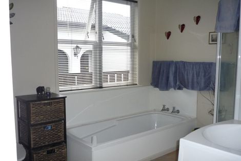 Photo of property in 39 Weiti Road, Orewa, 0931