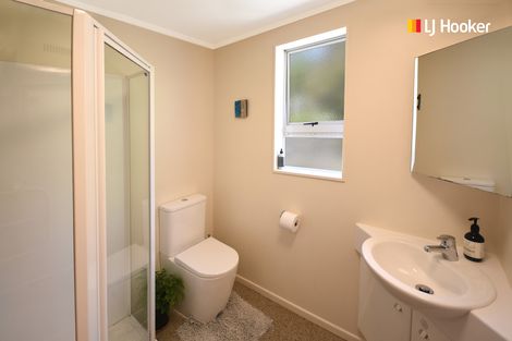 Photo of property in 15 Bayne Terrace, Macandrew Bay, Dunedin, 9014