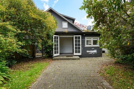 Photo of property in 348 College Street, West End, Palmerston North, 4410