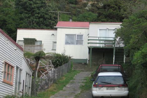 Photo of property in 87 Happy Valley Road, Owhiro Bay, Wellington, 6023