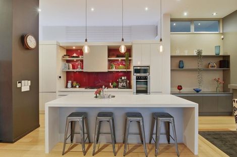 Photo of property in 12 Highlight Parade, Te Atatu South, Auckland, 0610