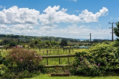 Photo of property in 33 Trig Road, Whitford, Howick, 2571