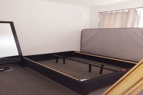 Photo of property in 16 Thompson Terrace, Manurewa, Auckland, 2102