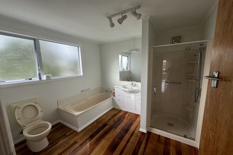 Photo of property in 12 Kahu Road, Otaihanga, Paraparaumu, 5036