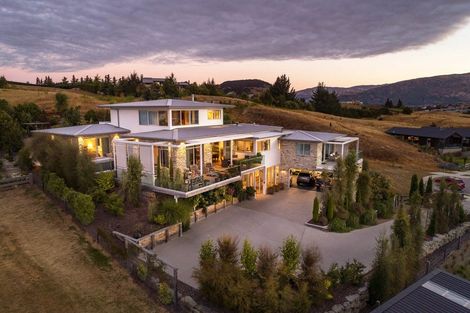 Photo of property in 11 Barclay Place, Wanaka, 9305