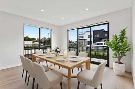 Photo of property in 12 Noel Hayden Street, Takanini, 2112