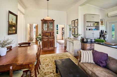 Photo of property in 55 Fairview Crescent, Kelburn, Wellington, 6012