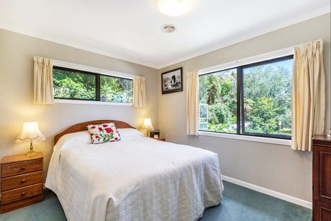 Photo of property in 10 Botanical Heights Drive, Waipahihi, Taupo, 3330