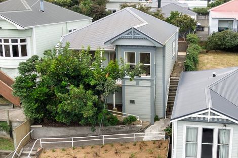 Photo of property in 19 Emerson Street, Berhampore, Wellington, 6023