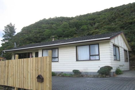 Photo of property in 3 Appleton Place, Karori, Wellington, 6012