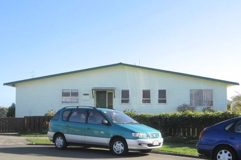 Photo of property in 24 Inlet View, Titahi Bay, Porirua, 5022