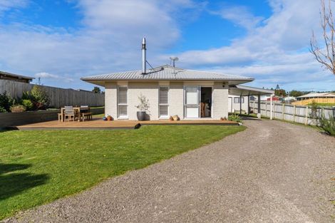 Photo of property in 24 Arawa Road, Pongakawa, Te Puke, 3186