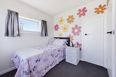 Photo of property in 22 Brookes Terrace, Waitara, 4320