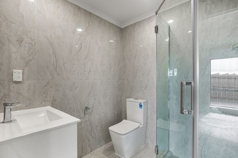 Photo of property in 13 Attymon Lane, East Tamaki, Auckland, 2016