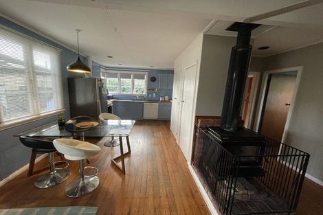 Photo of property in 23a Awanui Street, Merrilands, New Plymouth, 4312