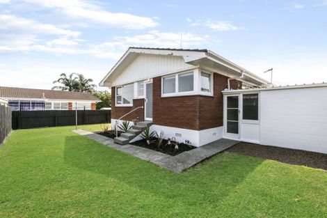 Photo of property in 3/8 Russell Road, Manurewa, Auckland, 2102