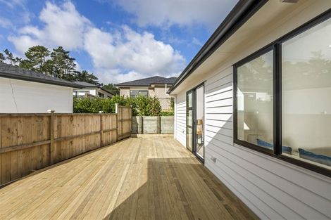 Photo of property in 23 Vinistra Road, Kumeu, 0810