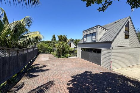 Photo of property in 89a Hebron Road, Waiake, Auckland, 0630
