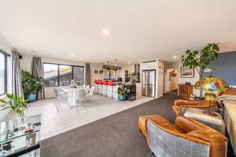Photo of property in 15 Pacific View, Whitby, Porirua, 5024