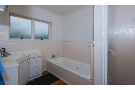 Photo of property in 2/28 Three Mile Bush Road, Te Kamo, Whangarei, 0112