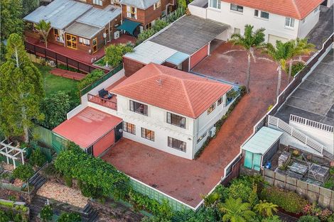 Photo of property in 1/269 Titirangi Road, Titirangi, Auckland, 0604