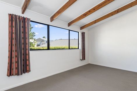 Photo of property in 2/11 Robins Road, Judea, Tauranga, 3110