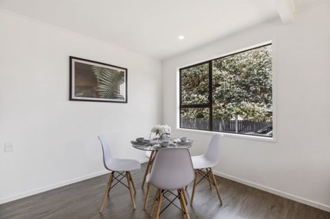 Photo of property in 2/39 Taitimu Drive, Weymouth, Auckland, 2103