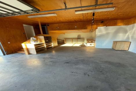 Photo of property in 16 Charlotte Way, Raumati South, Paraparaumu, 5032