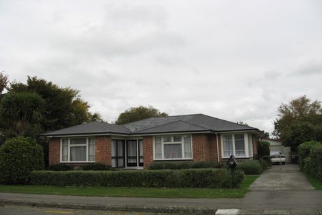 Photo of property in 32 Grassmere Street, Papanui, Christchurch, 8052