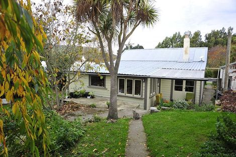 Photo of property in 16 Wellington Street, Enfield, Oamaru, 9491
