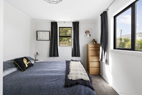 Photo of property in 11a Monowai Road, Johnsonville, Wellington, 6037