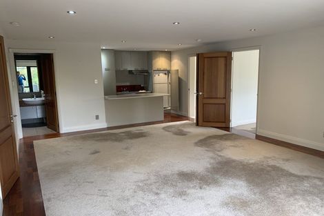 Photo of property in 27 Maritime Terrace, Birkenhead, Auckland, 0626