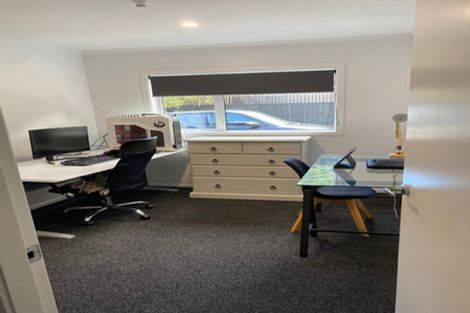 Photo of property in 33a Black Beech Street, Birchville, Upper Hutt, 5018