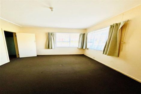 Photo of property in 29 Vodanovich Road, Te Atatu South, Auckland, 0610