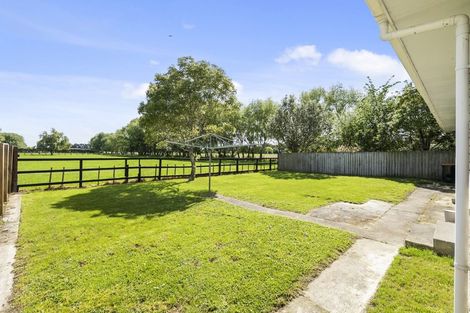 Photo of property in 8 Egmont Place, Westbrook, Palmerston North, 4412