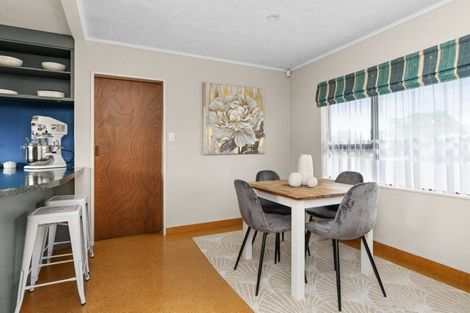 Photo of property in 149 Tait Drive, Greenmeadows, Napier, 4112