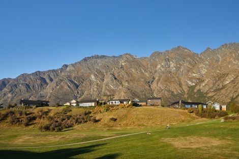 Photo of property in 5 Kintyre Court, Jacks Point, Queenstown, 9371