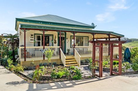 Photo of property in 51 Sterling Road, Paparoa, 0571