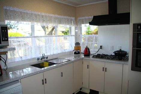 Photo of property in 55 Branch Road, Highlands Park, New Plymouth, 4312